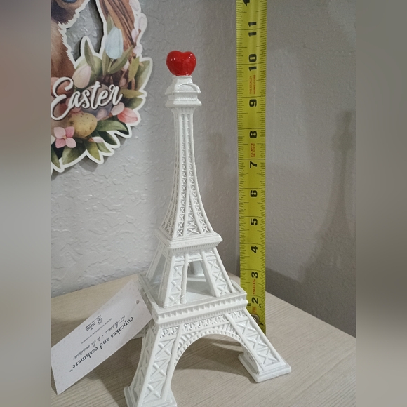 Heart Valentine's Eiffel Tower Cupcakes & Cashmere NEW - Picture 4 of 4